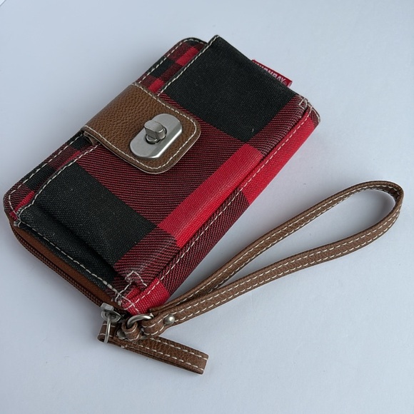 Unionbay Black and Red Buffalo Plaid Wallet Wristlet - Picture 2 of 13